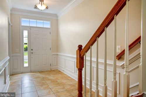 14631 Weeburn Way, Woodbridge VA  22191-4043 exterior
