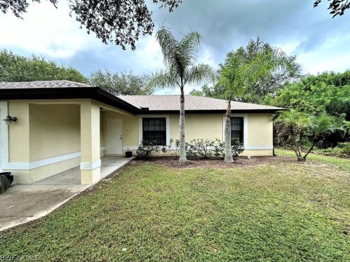3303 8th St, Lehigh Acres, FL 33972-3617