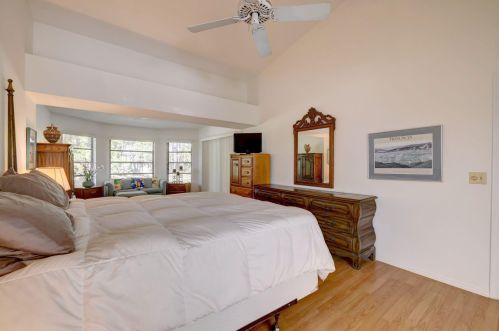 817 Streamlet Ave, Fort Pierce FL 34983-4659 exterior