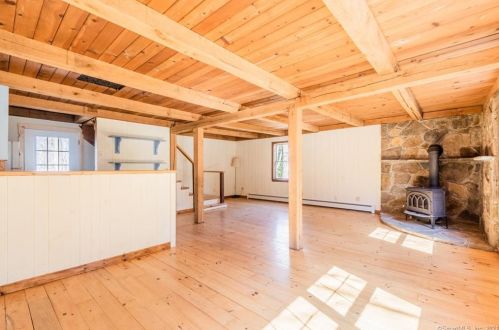 34 Cedar Hill Ln, Colchester CT  06420-4007 exterior