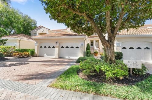 8325 Excalibur Cir, Naples, FL 34108-7724
