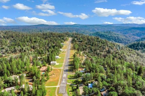 17322 Grace Ct, Grass Valley, CA 95949-7252