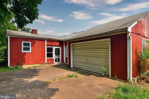 228 Morwood Rd, Harleysville, PA 19438-1627