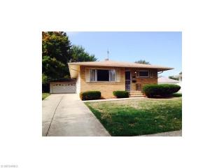 3978 179th St, Cleveland, OH 44111-4110