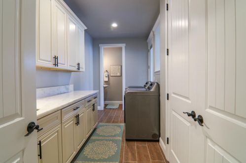 6331 Melody Ln, Newcastle CA  95658-9646 exterior