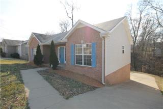 341 Brook Mead Dr, Clarksville, TN 37042-5267