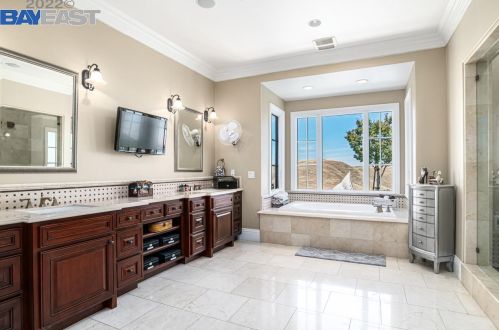 1087 Hawkshead Cir, San Ramon CA  94583-6003 exterior