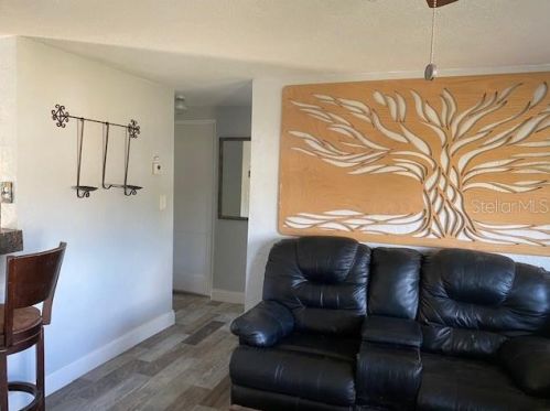 3927 Saturn Dr, New Port Richey, FL 34652-6180