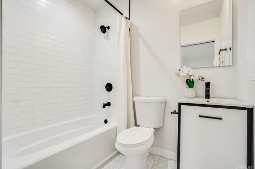 1815 Stanford Ave, Redondo Beach CA  90278-2743 exterior