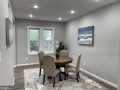 2815 Tatnall St, Wilmington, DE 19802-3529
