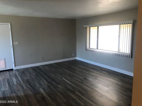 19625 16 Dr, Phoenix AZ  85015-1429 exterior