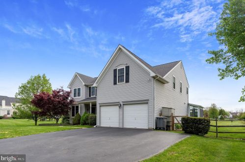 528 Old State Rd, Collegeville, PA 19426-2819