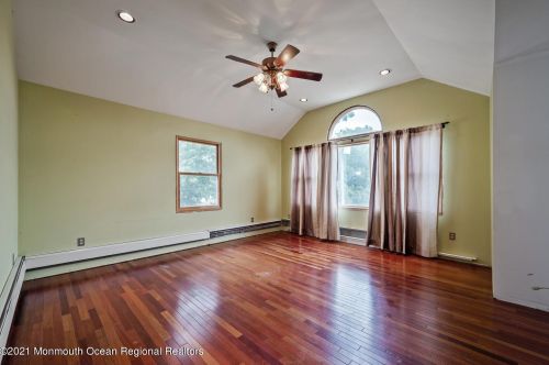 315 Morgan Ave, Old Bridge NJ  08857-1126 exterior