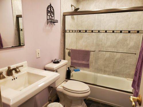 28 43rd St, Islip Manor NY  11751-1306 exterior