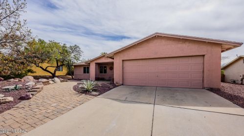 6804 De Chelly Loop, Tucson, AZ 85741-2474