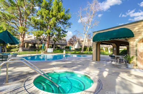 914 Arrow Hwy, Upland CA  91786-5462 exterior