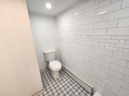 9 Harding Ave, Providence RI  02905-2506 exterior