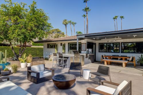 40267 Club View Dr, Rancho Mirage CA  92270-3527 exterior