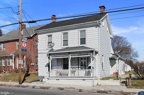 408 Queen St, Littlestown, PA 17340-1224