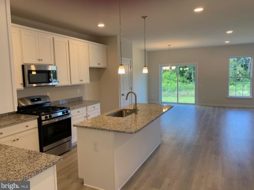 134 Case Rd, Blackbird, DE 19734-2803