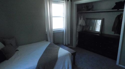 789 Governor Rd, Valpo IN  46385-9501 exterior