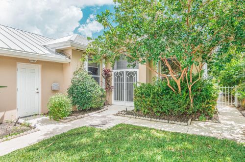 2647 Greenwich Way, Palm City FL  34990-7510 exterior