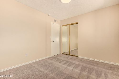 12414 44th Ln, Glendale AZ  85304-2307 exterior