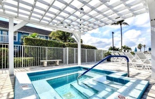 121 Ocean Dunes Cir, Jupiter FL  33477-9140 exterior