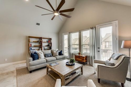 4152 Riverside Dr, Lewisville TX  75028 exterior