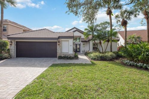 39 Grey Wing Pt, Naples, FL 34113-8404