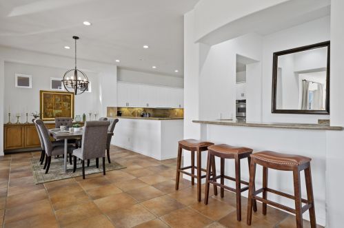 56430 Muirfield Vlg, La Quinta CA  92253-7648 exterior