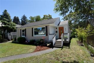825 94th St, Seattle, WA 98115-2824