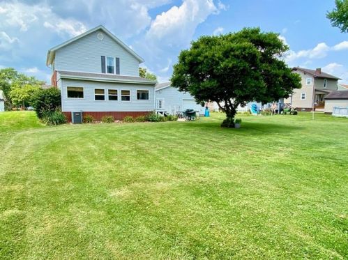 106 Scott St, New Castle PA  16101-3325 exterior