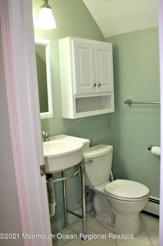 96 Spinnaker Ct, Berkeley Township NJ  08721-1414 exterior