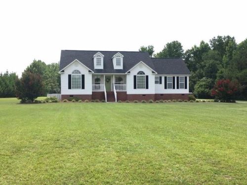 1315 Big Swamp Rd, Pamplico SC  29583-5409 exterior