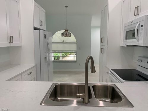 6246 Shadowood Cir, Naples FL  34112-1906 exterior