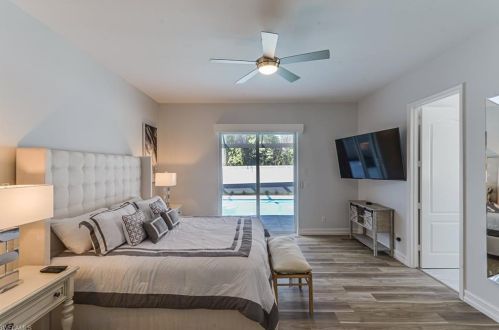603 104th Ave, Naples FL  34108-3228 exterior