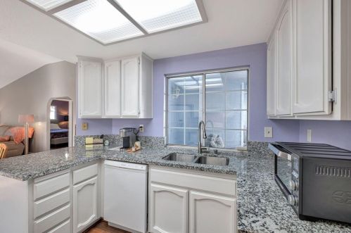 9440 Trenholm Dr, Elk Grove CA  95758-6534 exterior