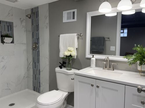 4156 72, Milwaukee WI 53220-2908 exterior