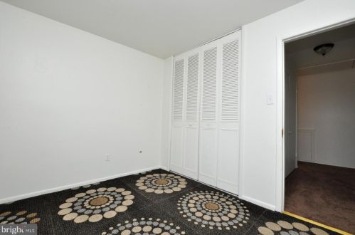 4 Longbow Ct, Erial NJ  08081-1933 exterior