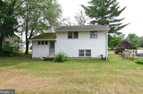 305 Carnegie Ave, Wenonah NJ  08090-1411 exterior