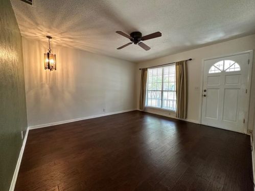 5704 Cedardale Dr, Austin TX  78745-4024 exterior