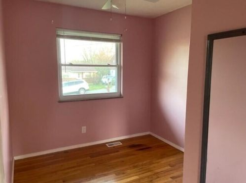 27 Tripoli Ln, Covington KY  41017-9745 exterior