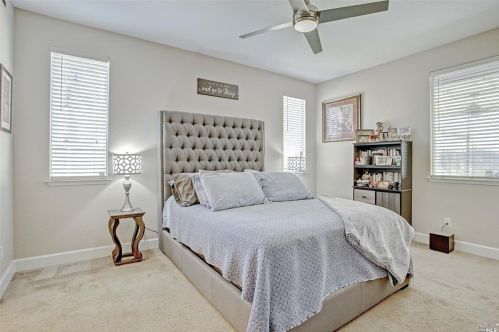 636 Silver Star Ct, Vacaville CA  95688-9478 exterior