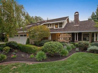 2120 Hidden Oak Dr, Danville, CA 94506-2024