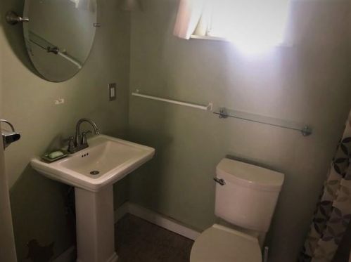 1921 Ridge Ave, New Kensington PA  15068-4041 exterior