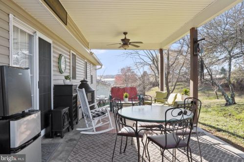 45 Ridge Loop Rd, Three Churches WV  26757-6377 exterior