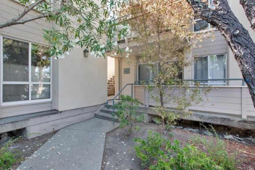 196 Larkspur Plaza Dr, Larkspur CA  94939-1422 exterior