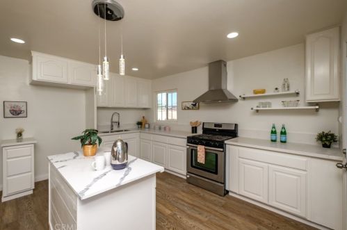 16434 Yucca Ave, Victorville CA  92395-3533 exterior