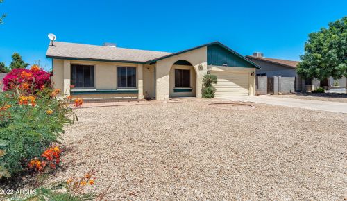 3532 Grovers Ave, Glendale, AZ 85308-3217